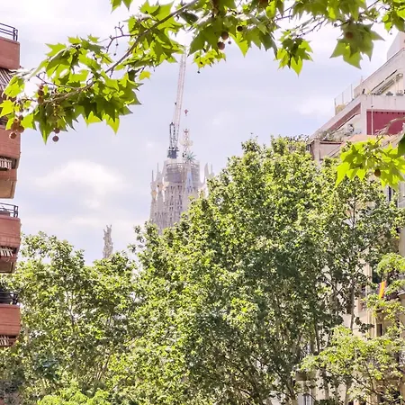 Sagrada Familia 360 *