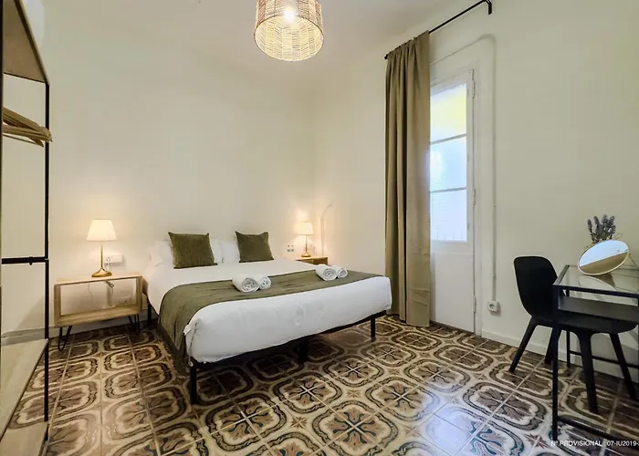 Sagrada Familia 360 * برشلونة